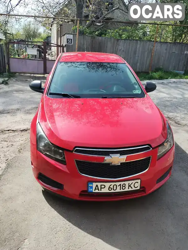 Седан Chevrolet Cruze 2013 1.8 л. Ручна / Механіка обл. Запорізька, Запоріжжя - Фото 1/10