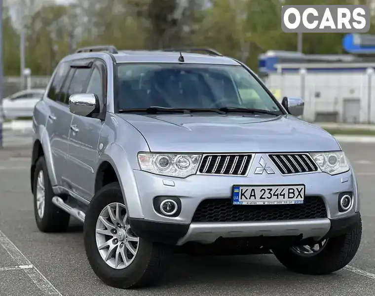 Позашляховик / Кросовер Mitsubishi Pajero 2011 3 л. Автомат обл. Київська, Київ - Фото 1/21