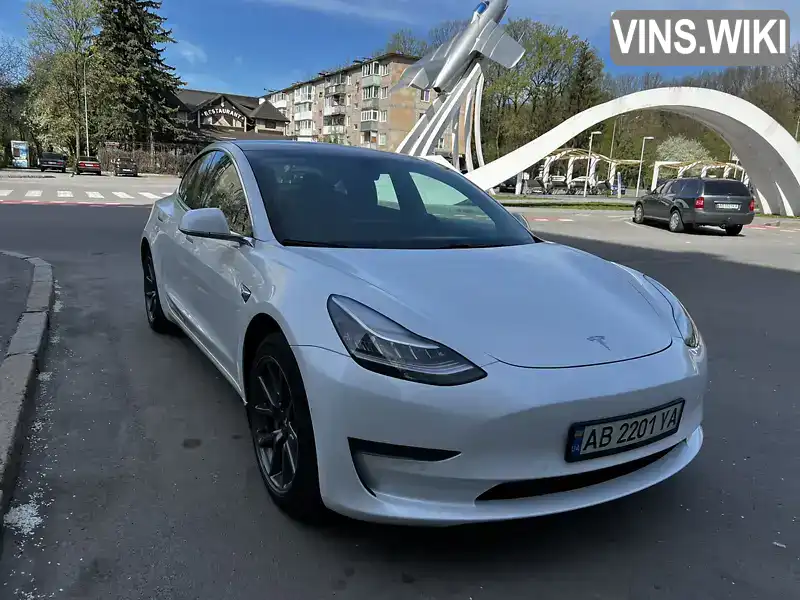 Седан Tesla Model 3 2020 null_content л. Автомат обл. Вінницька, Вінниця - Фото 1/10