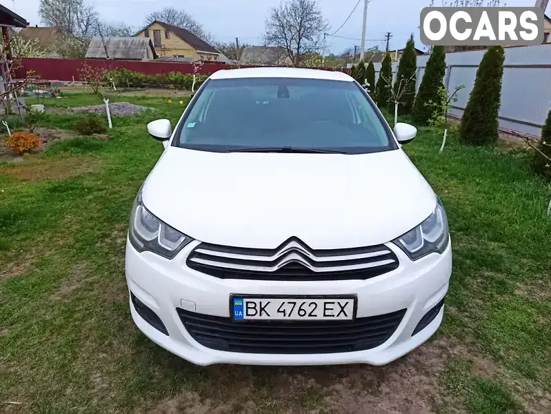 Хэтчбек Citroen C4 2015 1.6 л. Ручная / Механика обл. Киевская, Киев - Фото 1/14