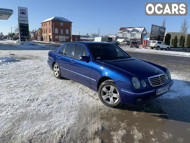 Седан Mercedes-Benz E-Class 2001 2 л. обл. Вінницька, Вінниця - Фото 1/13