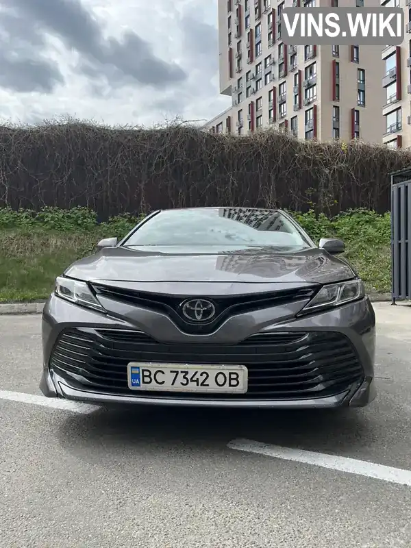 Седан Toyota Camry 2019 2.49 л. Автомат обл. Киевская, Киев - Фото 1/18