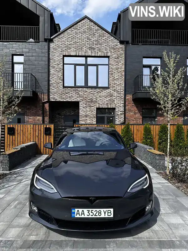 Ліфтбек Tesla Model S 2018 null_content л. обл. Київська, Ірпінь - Фото 1/14