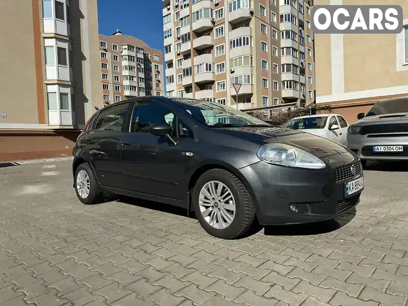 Хетчбек Fiat Grande Punto 2007 1.37 л. Автомат обл. Київська, Київ - Фото 1/15