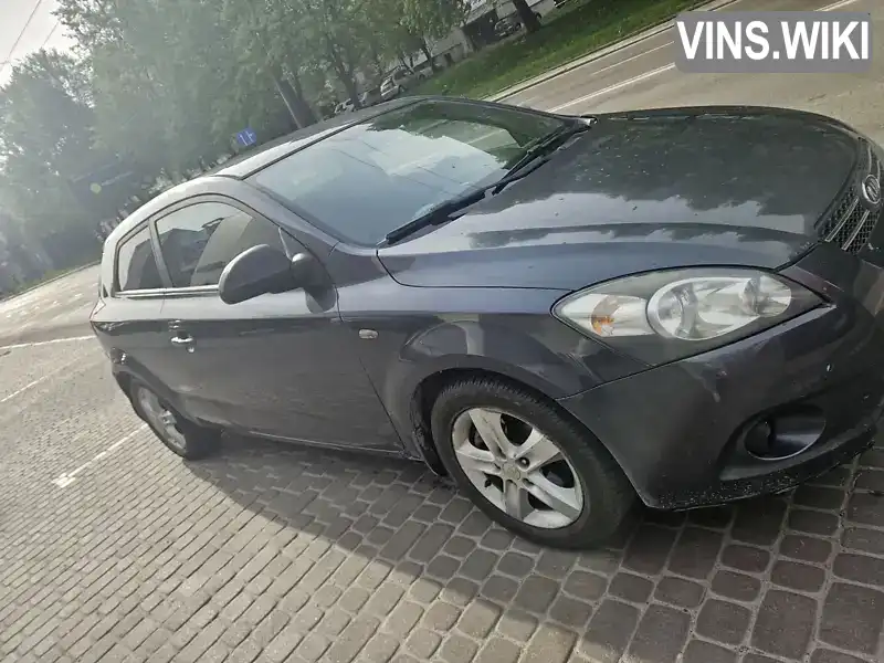 Хэтчбек Kia Ceed 2008 1.6 л. обл. Львовская, Львов - Фото 1/15