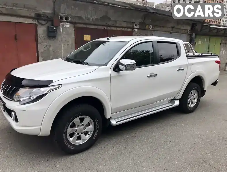 Пикап Mitsubishi L 200 2018 2.44 л. Ручная / Механика обл. Киевская, Киев - Фото 1/21