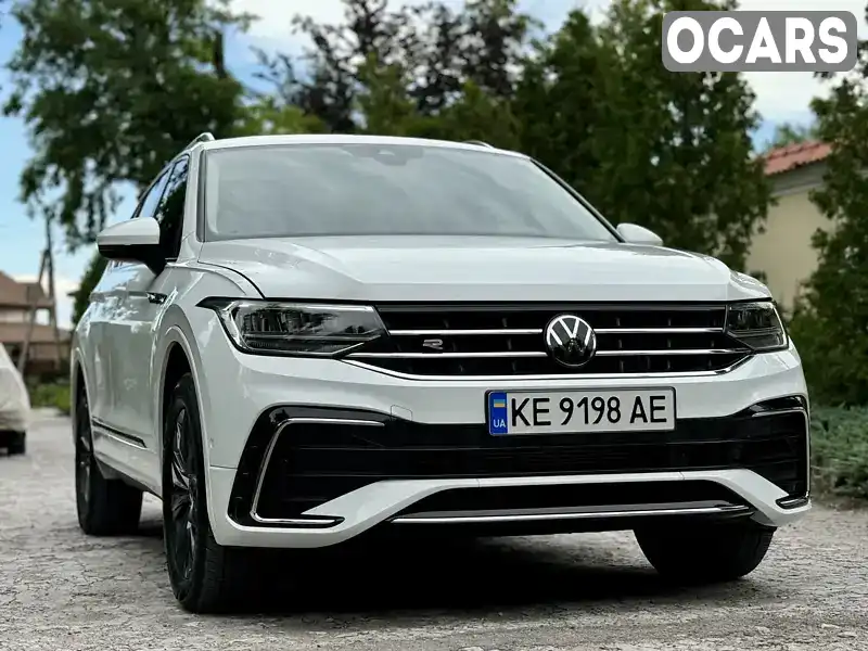 Позашляховик / Кросовер Volkswagen Tiguan 2022 1.97 л. Автомат обл. Дніпропетровська, Кам'янське (Дніпродзержинськ) - Фото 1/21