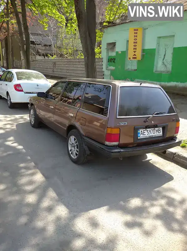 Універсал Mazda 323 1987 1.5 л. Ручна / Механіка обл. Дніпропетровська, Дніпро (Дніпропетровськ) - Фото 1/14