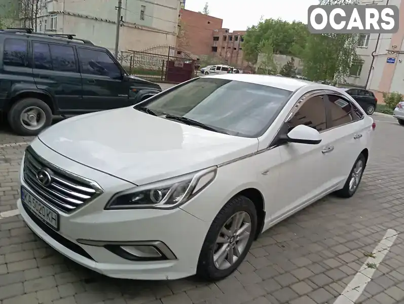 Седан Hyundai Sonata 2015 2 л. Автомат обл. Чернівецька, Чернівці - Фото 1/21