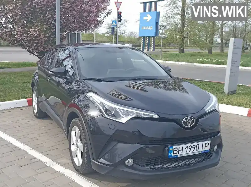 Позашляховик / Кросовер Toyota C-HR 2017 1.2 л. обл. Миколаївська, Миколаїв - Фото 1/21