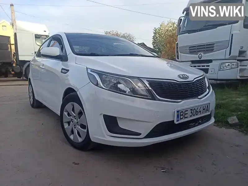 Седан Kia Rio 2013 1.4 л. Ручна / Механіка обл. Миколаївська, Вознесенськ - Фото 1/17