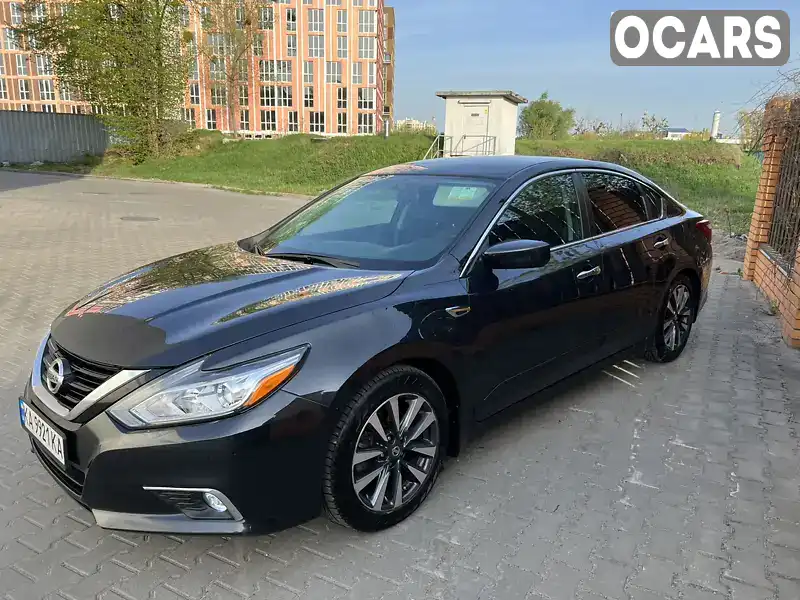 Седан Nissan Altima 2017 2.5 л. Варіатор обл. Київська, Київ - Фото 1/21