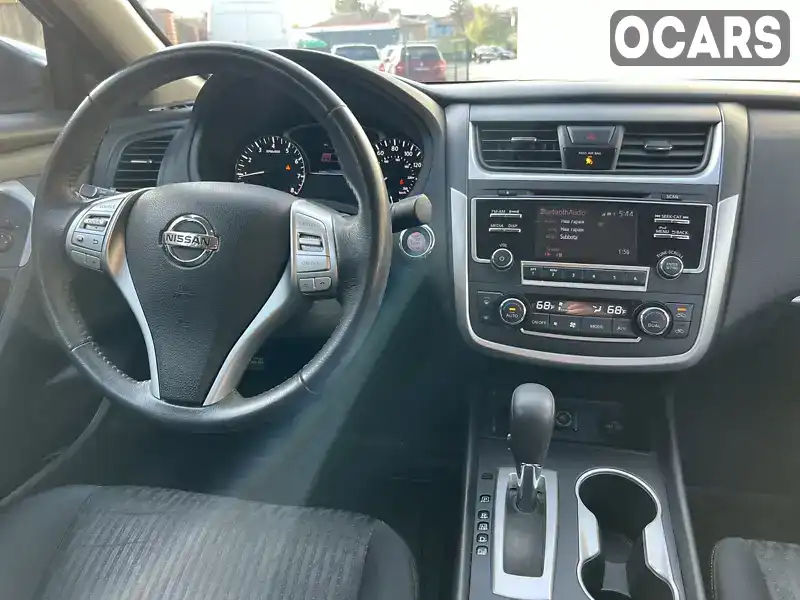 1N4AL3AP3HC185895 Nissan Altima 2017 Седан 2.5 л. Фото 5