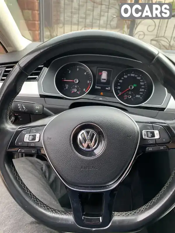 WVWZZZ3CZJE011718 Volkswagen Passat 2017 Універсал 1.97 л. Фото 8