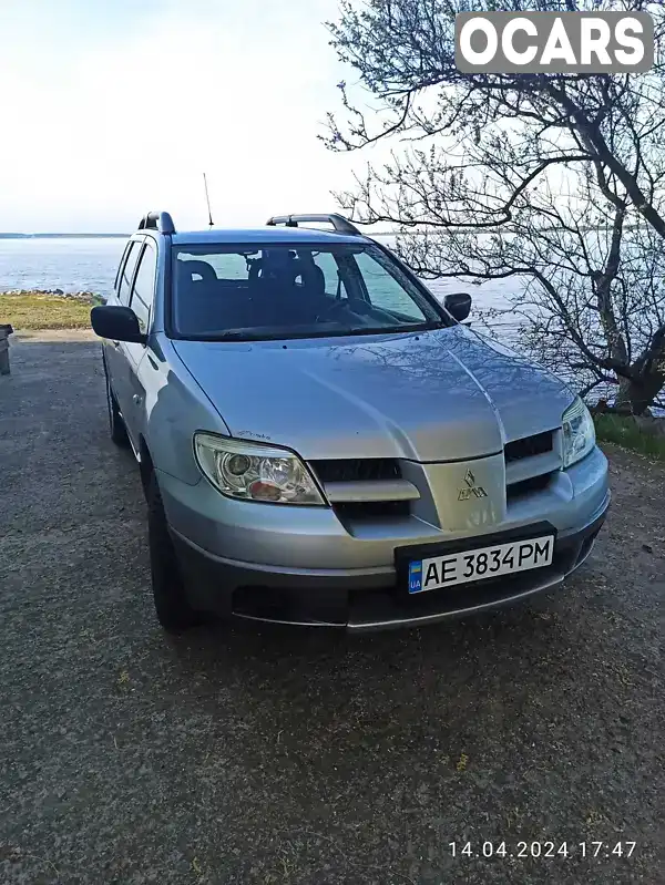 Позашляховик / Кросовер Mitsubishi Outlander 2006 2 л. Ручна / Механіка обл. Дніпропетровська, Верхньодніпровськ - Фото 1/9