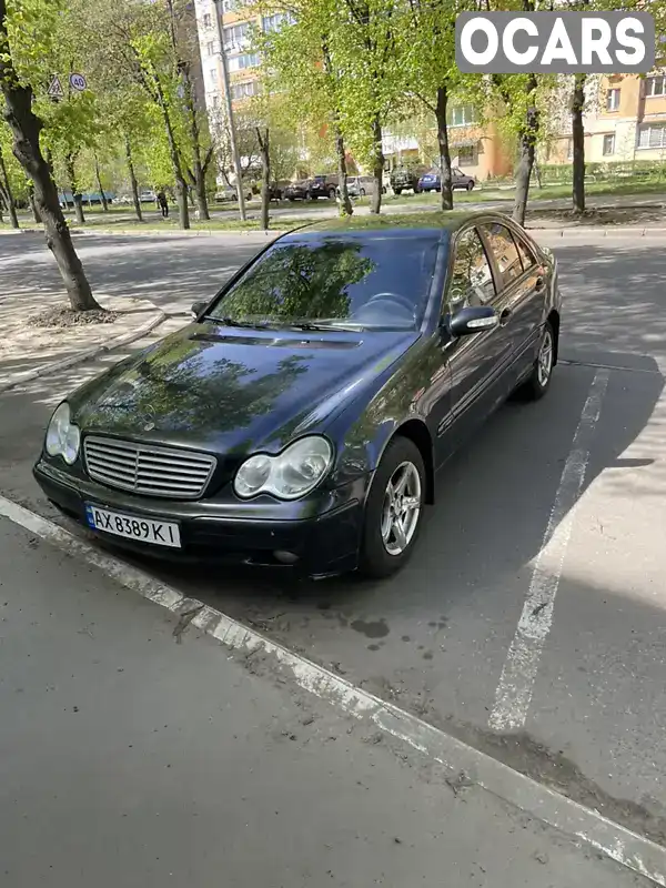 Седан Mercedes-Benz C-Class 2002 2 л. Автомат обл. Харьковская, Харьков - Фото 1/15