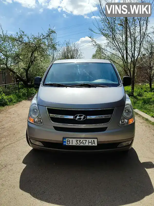 Мінівен Hyundai H-1 2011 2.5 л. Ручна / Механіка обл. Полтавська, Полтава - Фото 1/16