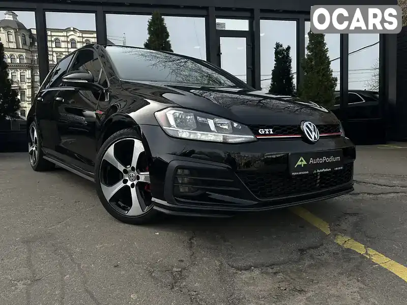 Хетчбек Volkswagen Golf GTI 2018 1.98 л. Автомат обл. Київська, Київ - Фото 1/21