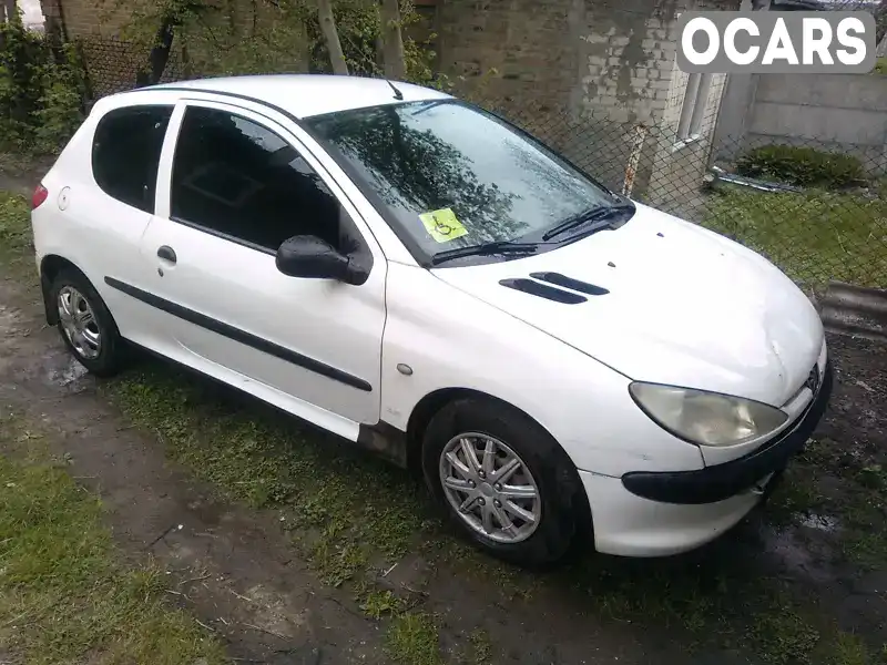 Хэтчбек Peugeot 206 2002 1.9 л. Ручная / Механика обл. Ровенская, Ровно - Фото 1/21