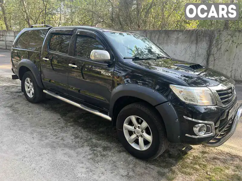 Пікап Toyota Hilux 2013 2.49 л. Ручна / Механіка обл. Кіровоградська, Світловодськ - Фото 1/16