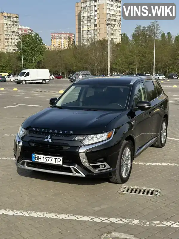 Позашляховик / Кросовер Mitsubishi Outlander 2021 2.36 л. Автомат обл. Одеська, Одеса - Фото 1/21