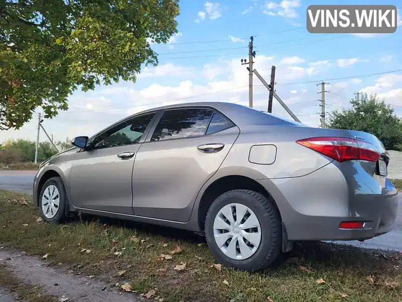 Седан Toyota Corolla 2013 1.6 л. Ручная / Механика обл. Харьковская, Харьков - Фото 1/18