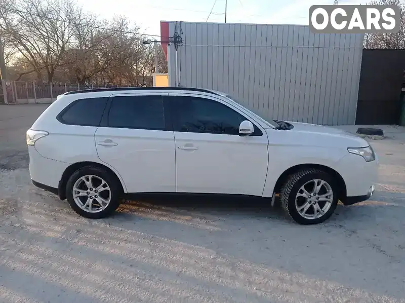 JMBXTGF3WDZ009535 Mitsubishi Outlander 2013 Позашляховик / Кросовер 2.4 л. Фото 3