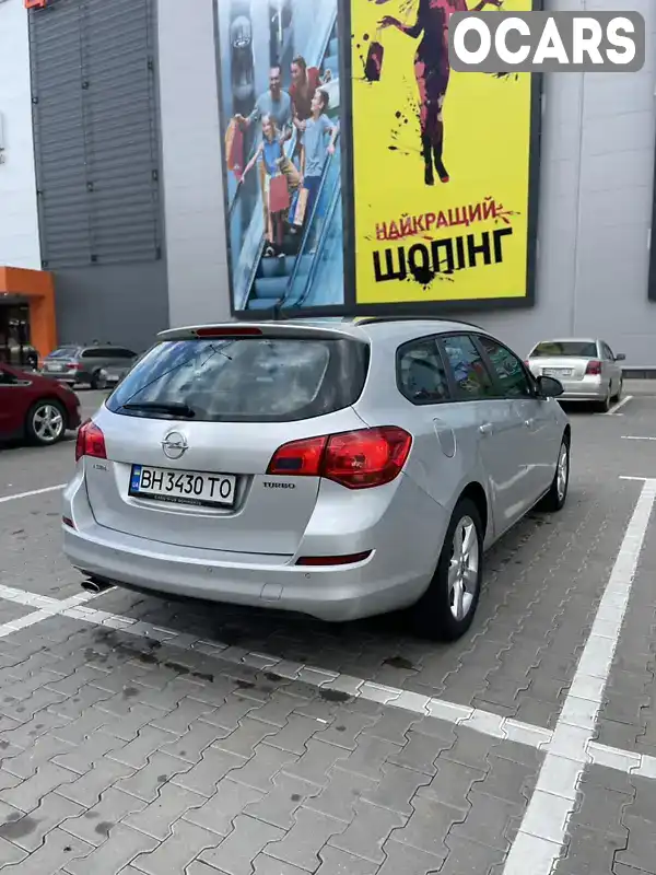 W0LPD8EJ1B8030114 Opel Astra 2010 Универсал 1.61 л. Фото 4