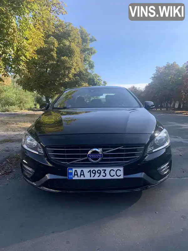 Седан Volvo S60 2013 2.52 л. Автомат обл. Київська, Київ - Фото 1/21