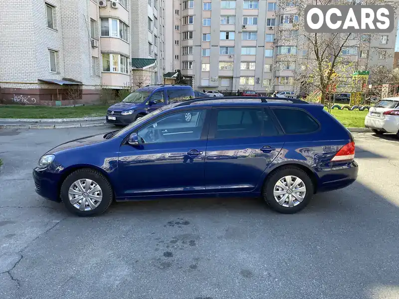 Універсал Volkswagen Golf 2010 1.6 л. Ручна / Механіка обл. Київська, Васильків - Фото 1/14