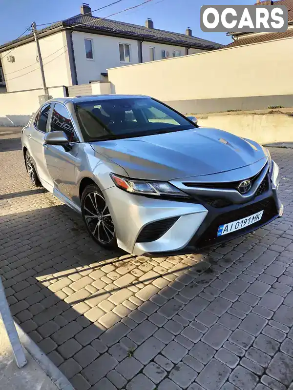 Седан Toyota Camry 2019 2.49 л. Автомат обл. Київська, Біла Церква - Фото 1/12