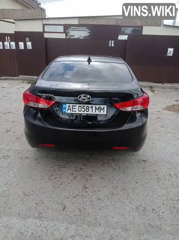 Седан Hyundai Elantra 2013 1.8 л. Ручна / Механіка обл. Дніпропетровська, Дніпро (Дніпропетровськ) - Фото 1/9