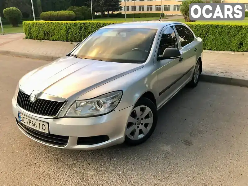 Ліфтбек Skoda Octavia 2011 1.6 л. Ручна / Механіка обл. Львівська, Яворів - Фото 1/21