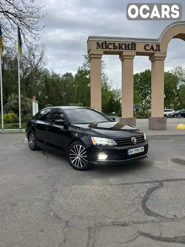 Седан Volkswagen Jetta 2015 1.8 л. Автомат обл. Донецька, Краматорськ - Фото 1/19