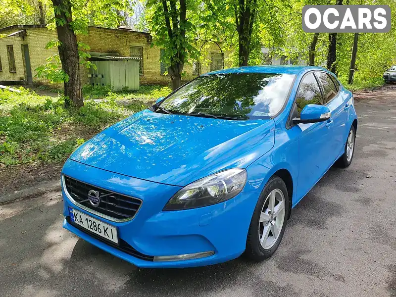 Хетчбек Volvo V40 2013 1.56 л. Автомат обл. Київська, Київ - Фото 1/21