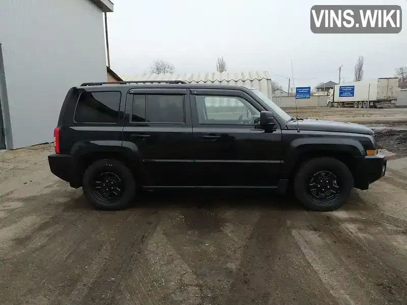 1J4NF2GB8AD522502 Jeep Patriot 2009 Внедорожник / Кроссовер 2.36 л. Фото 2