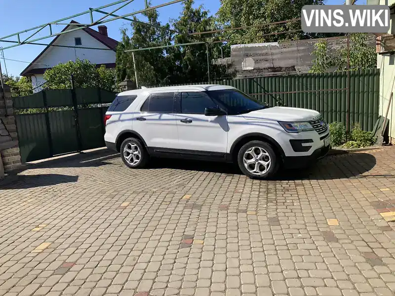 Позашляховик / Кросовер Ford Explorer 2016 3.72 л. Автомат обл. Рівненська, Вараш (Кузнецовськ) - Фото 1/11