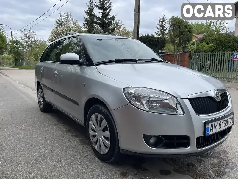 Універсал Skoda Fabia 2008 1.9 л. Ручна / Механіка обл. Житомирська, Звягель - Фото 1/21