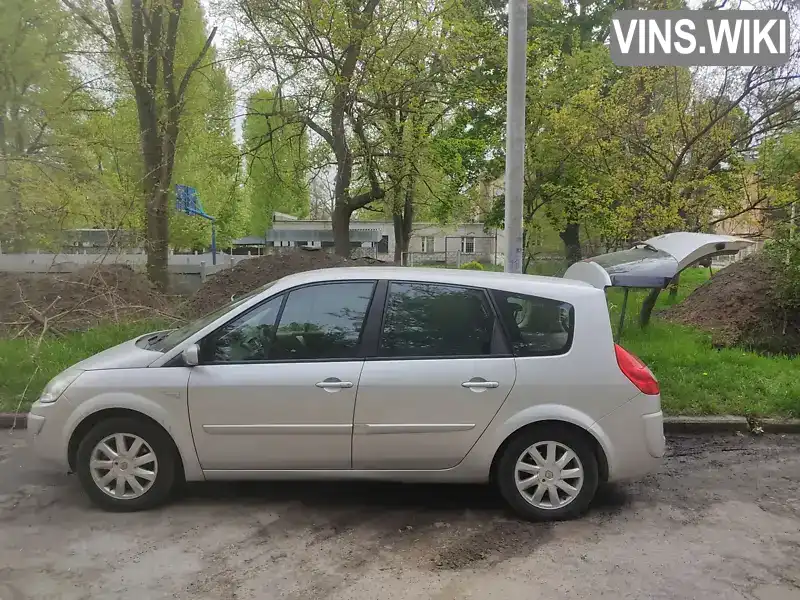 Минивэн Renault Grand Scenic 2006 1.6 л. Ручная / Механика обл. Кировоградская, Светловодск - Фото 1/10