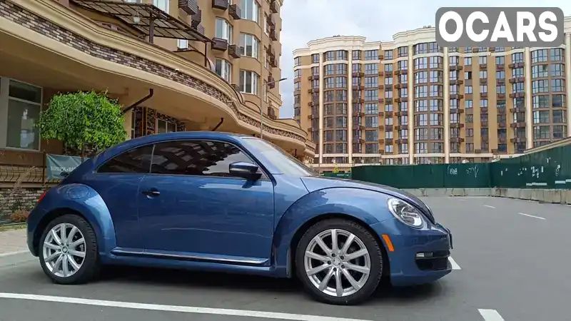 Хэтчбек Volkswagen Beetle 2016 1.8 л. Автомат обл. Киевская, Киев - Фото 1/21