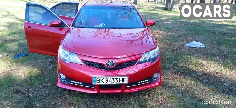 4T1BF1FK8CU612848 Toyota Camry 2012 Седан 2.5 л. Фото 2