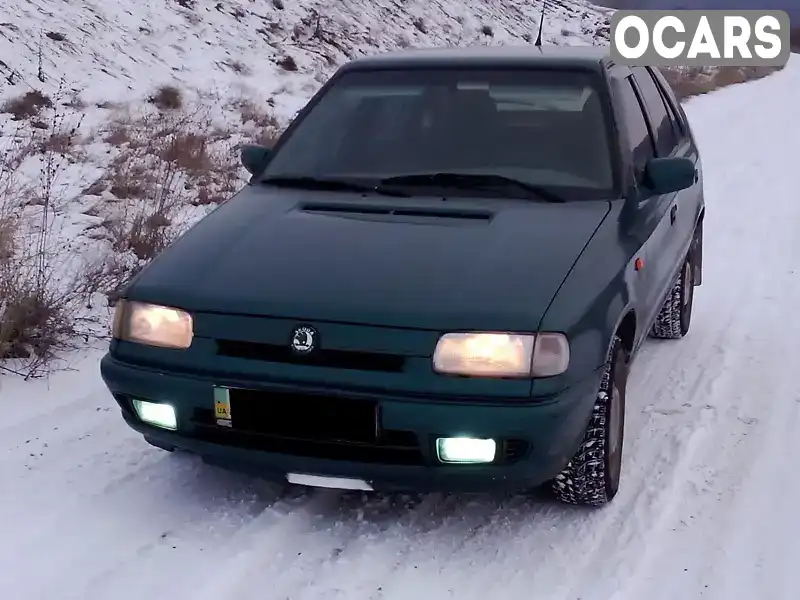 Хетчбек Skoda Felicia 1997 1.3 л. Ручна / Механіка обл. Київська, Ржищів - Фото 1/4