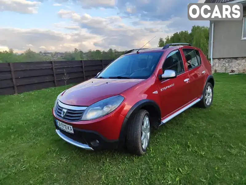 Позашляховик / Кросовер Dacia Sandero StepWay 2012 1.6 л. Ручна / Механіка обл. Сумська, Кролевець - Фото 1/11