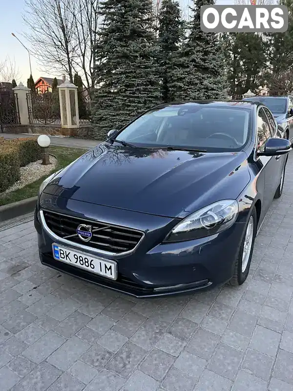 Хетчбек Volvo V40 2014 1.56 л. Автомат обл. Рівненська, Сарни - Фото 1/21