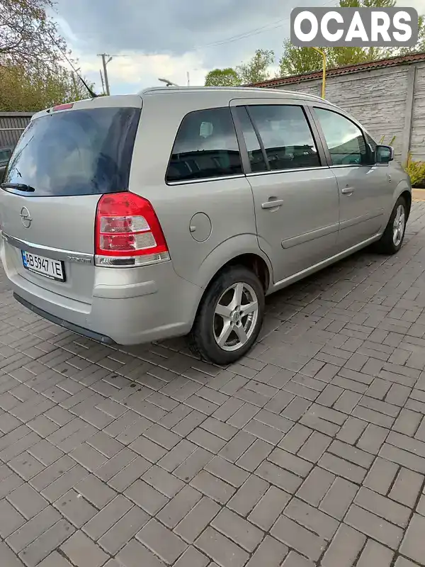 W0L0AHM75A2108403 Opel Zafira 2010 Минивэн  Фото 8