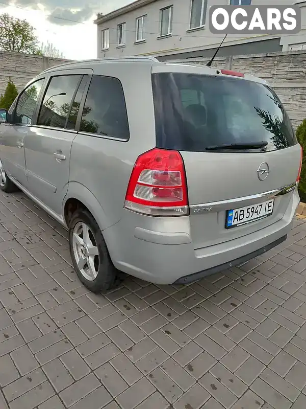 W0L0AHM75A2108403 Opel Zafira 2010 Мінівен  Фото 9