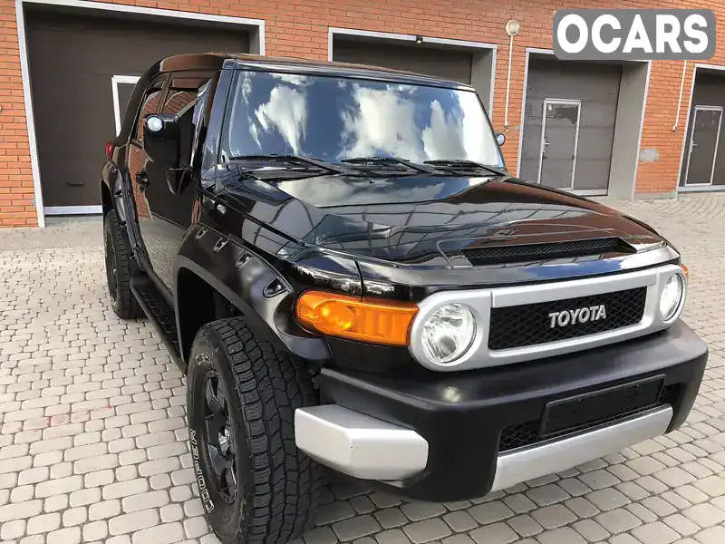 Позашляховик / Кросовер Toyota FJ Cruiser 2010 4 л. Автомат обл. Київська, Київ - Фото 1/21