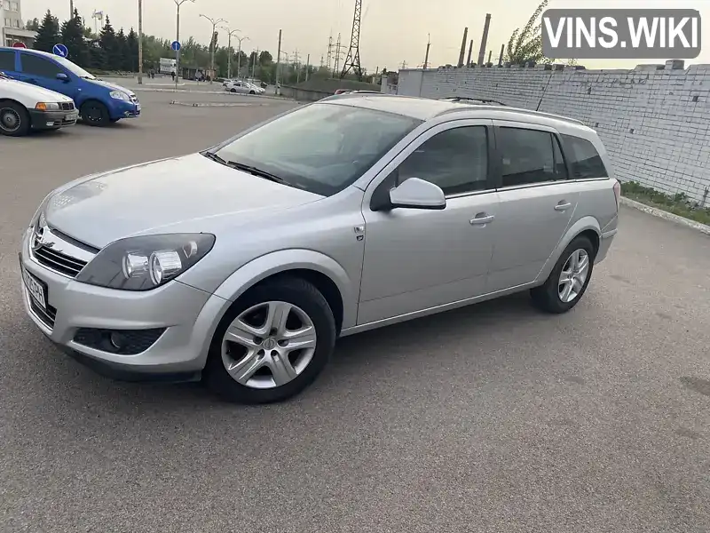 Універсал Opel Astra 2010 1.6 л. Ручна / Механіка обл. Дніпропетровська, Дніпро (Дніпропетровськ) - Фото 1/20