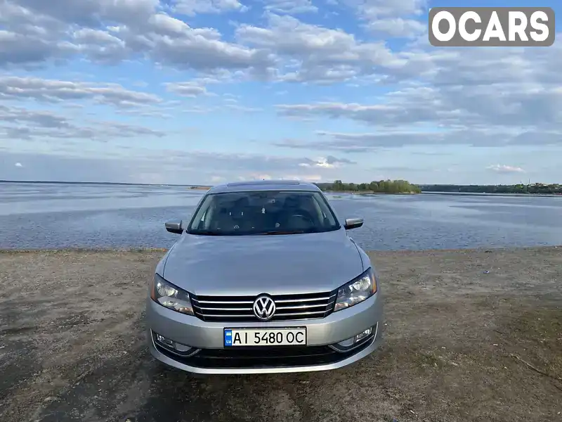 Седан Volkswagen Passat 2015 1.8 л. Автомат обл. Київська, Українка - Фото 1/21