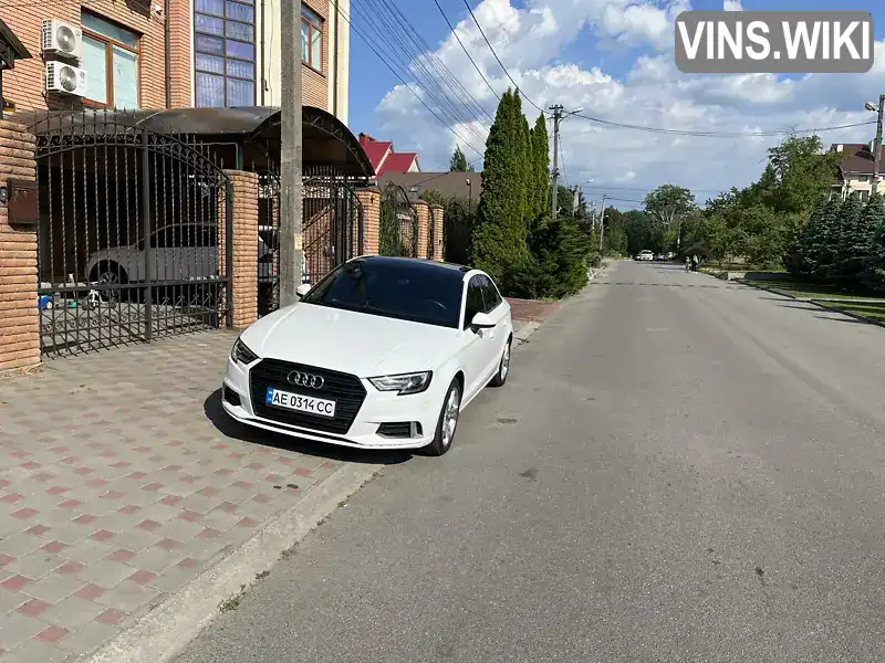 Седан Audi A3 2017 2 л. Автомат обл. Дніпропетровська, Дніпро (Дніпропетровськ) - Фото 1/12